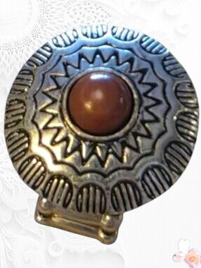 Sunburst Concho Stretch Ring Silver Tone w/ Brown Cabochon 117